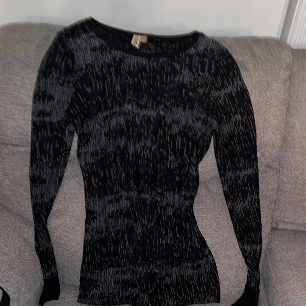 Large long sleeve BKE shirt semi sheer - Picture 1 of 5